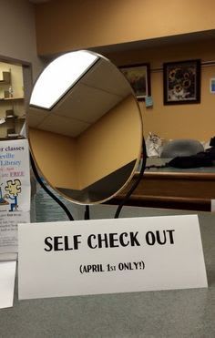 things-that-prove-librarians-are-incredibly-clever-ffdf4e9618eab23dff2e6ae9dab91d96