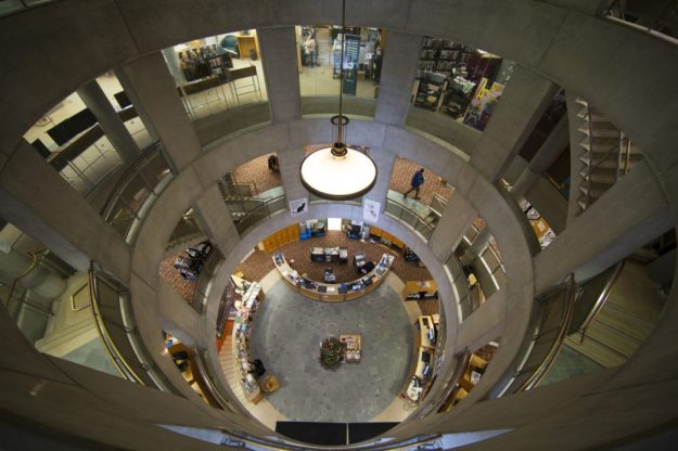 ci-library29-size-custom-crop-1086x724