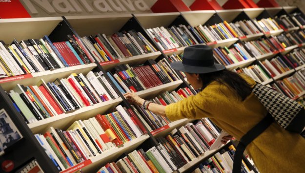VUELVE EL DÍA DE LAS LIBRERÍAS CON UNA INVITACIÓN AL "VIAJE" DE LA LECTURA