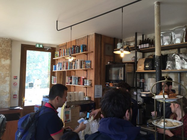 22082935883_26d5ec68c7_z