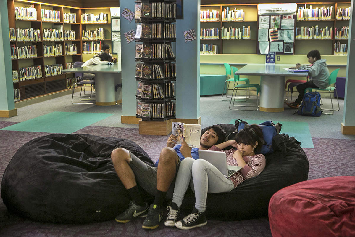 Vangelis Velazquez, Anarabel Velazquez