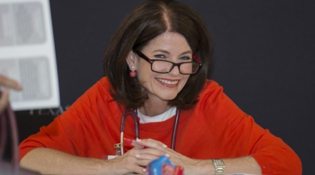 texas-heart-instiute_dr-stephanie-coulter-673x376