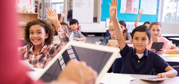 teachers-prefer-ebooks-in-classrooms-1200x565