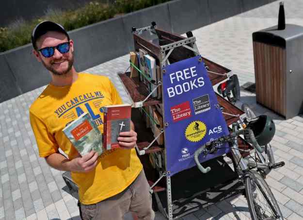 2eeba976-35ca-4ceb-8755-b27a5c786df8-librarybookbike_kw_003