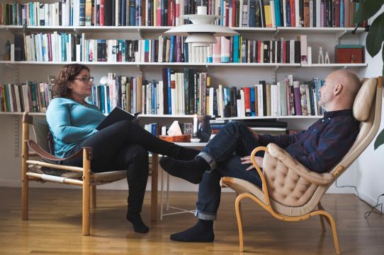 bibliotherapyimage-25ba96fdc4334e238e5909a65cda8e61