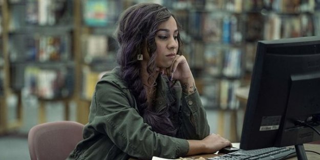 maggie-leigh-for-10-most-awesome-librarians-in-pop-culture-cropped