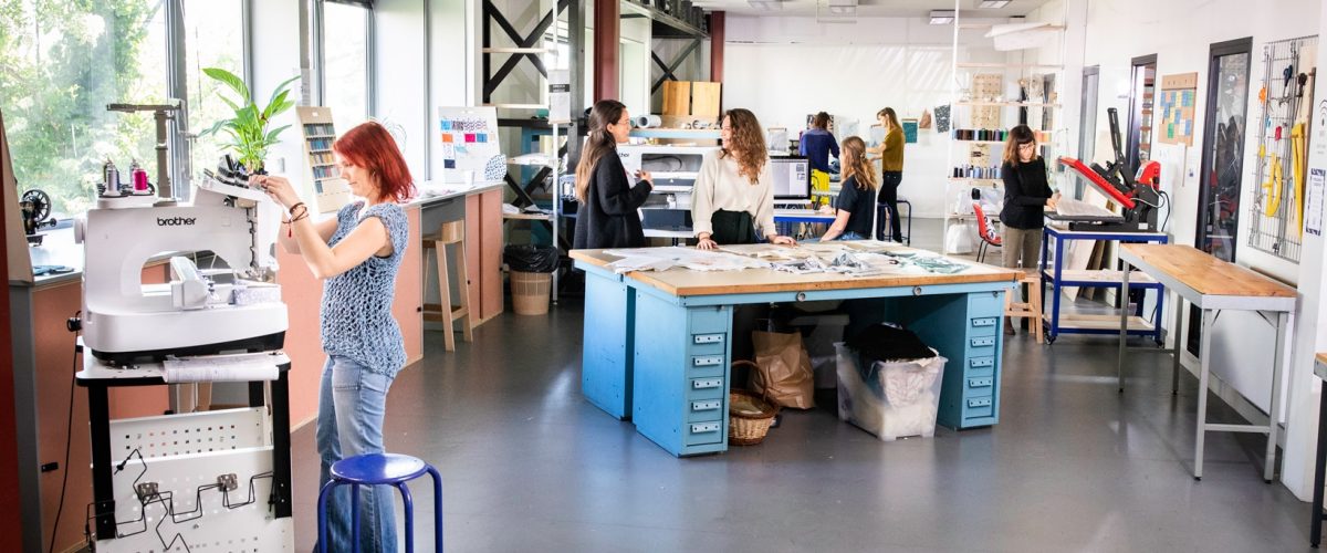 fablab-006-oda01r937ehwwuqr00x2rleb0nm8yvpi4wteu75g20