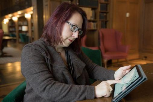 Laura Braunstein, digital humanities and English librarian